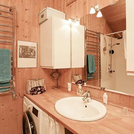 Three-bedroom Holiday In Romo 29 Rødby