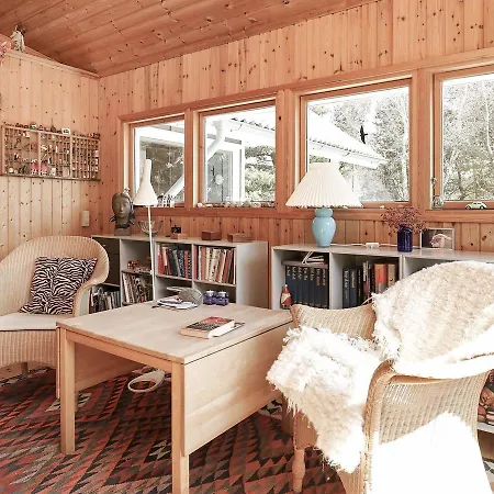 Three-bedroom Holiday In Romo 29 *